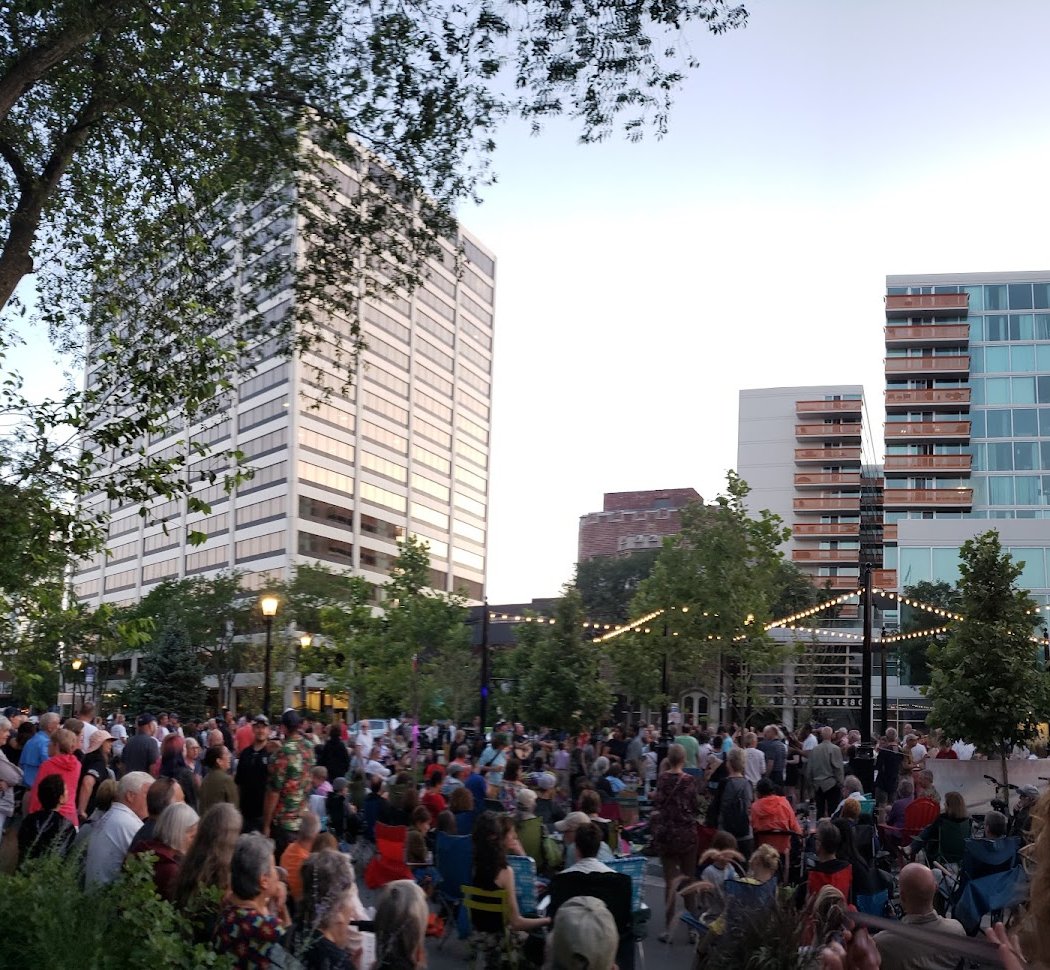 Sunday Jazz at the Square 1